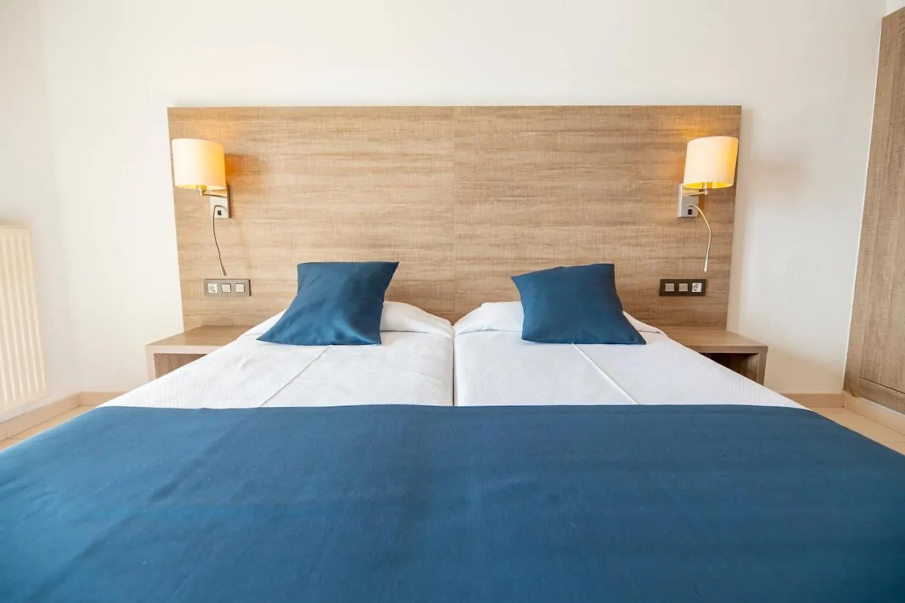Hotel Risech Roses