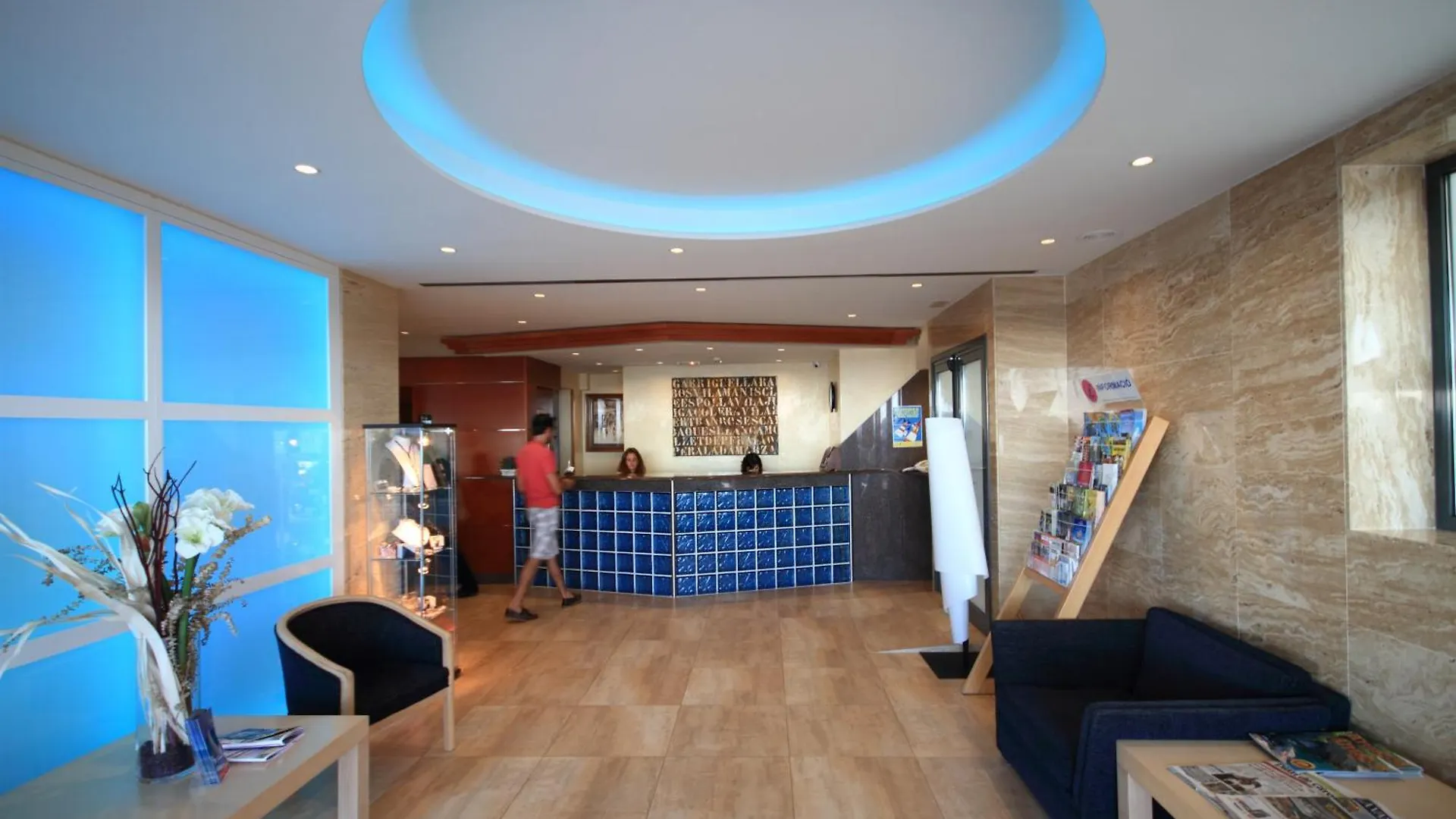 Hotel Risech Roses